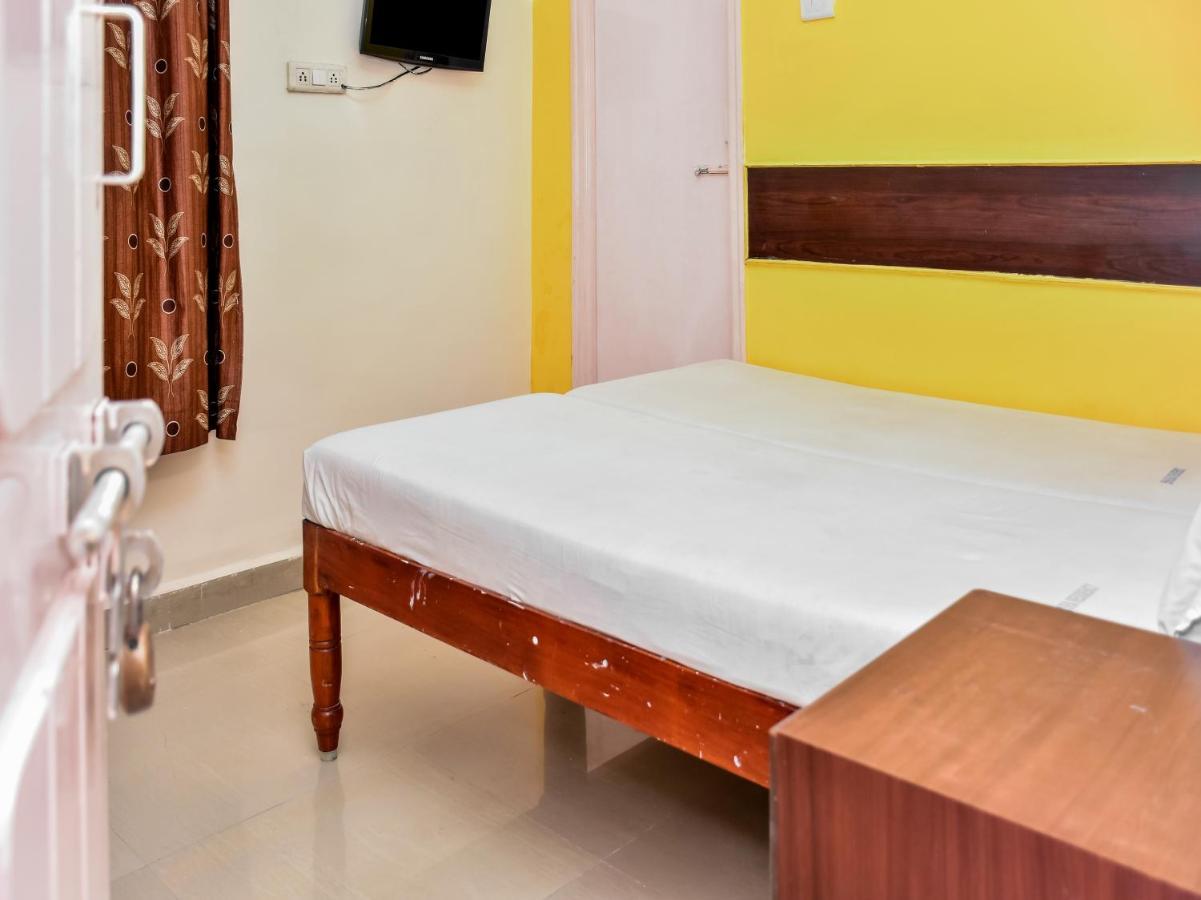 Hotel Sahasra Residency Tirupati Bagian luar foto