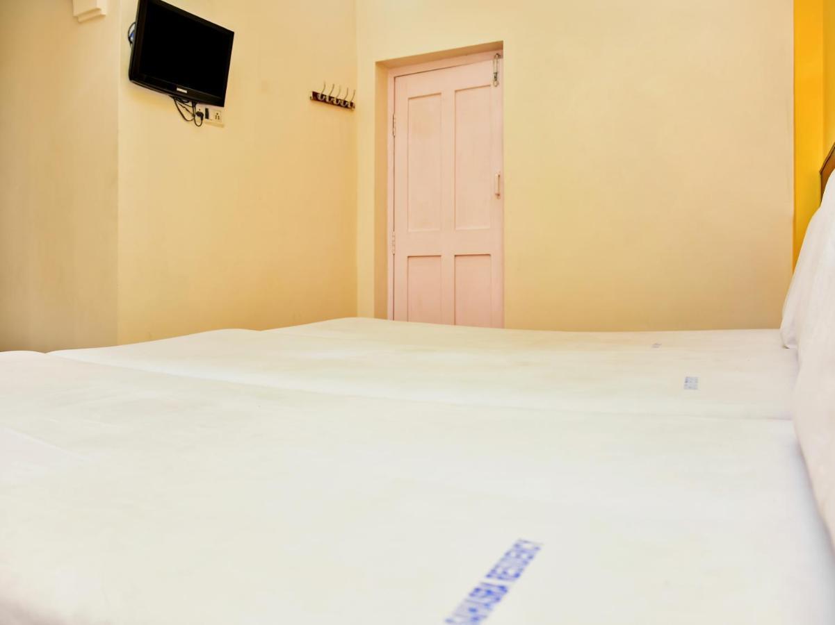 Hotel Sahasra Residency Tirupati Bagian luar foto