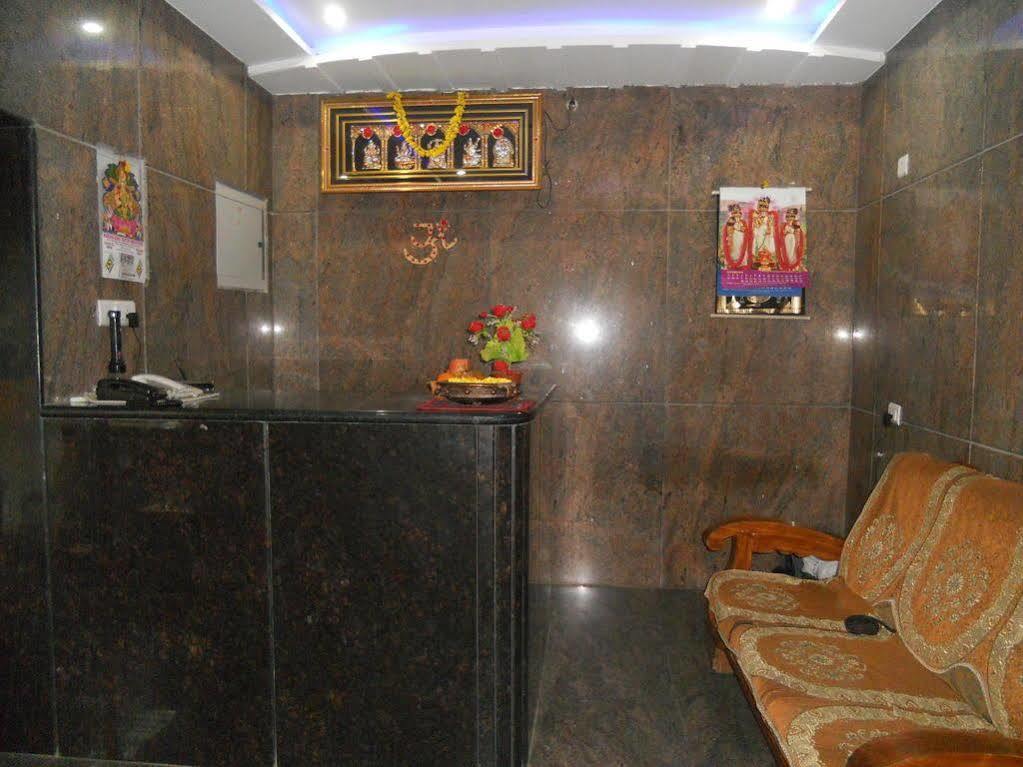 Hotel Sahasra Residency Tirupati Bagian luar foto