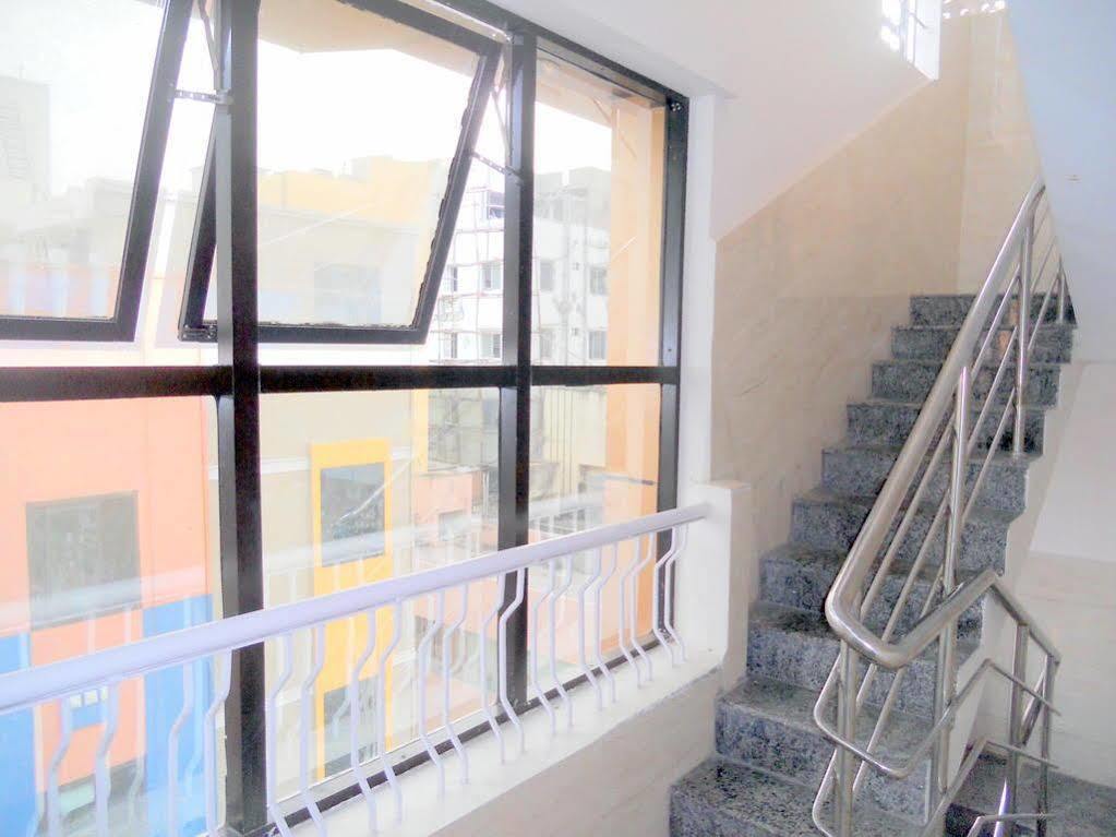 Hotel Sahasra Residency Tirupati Bagian luar foto