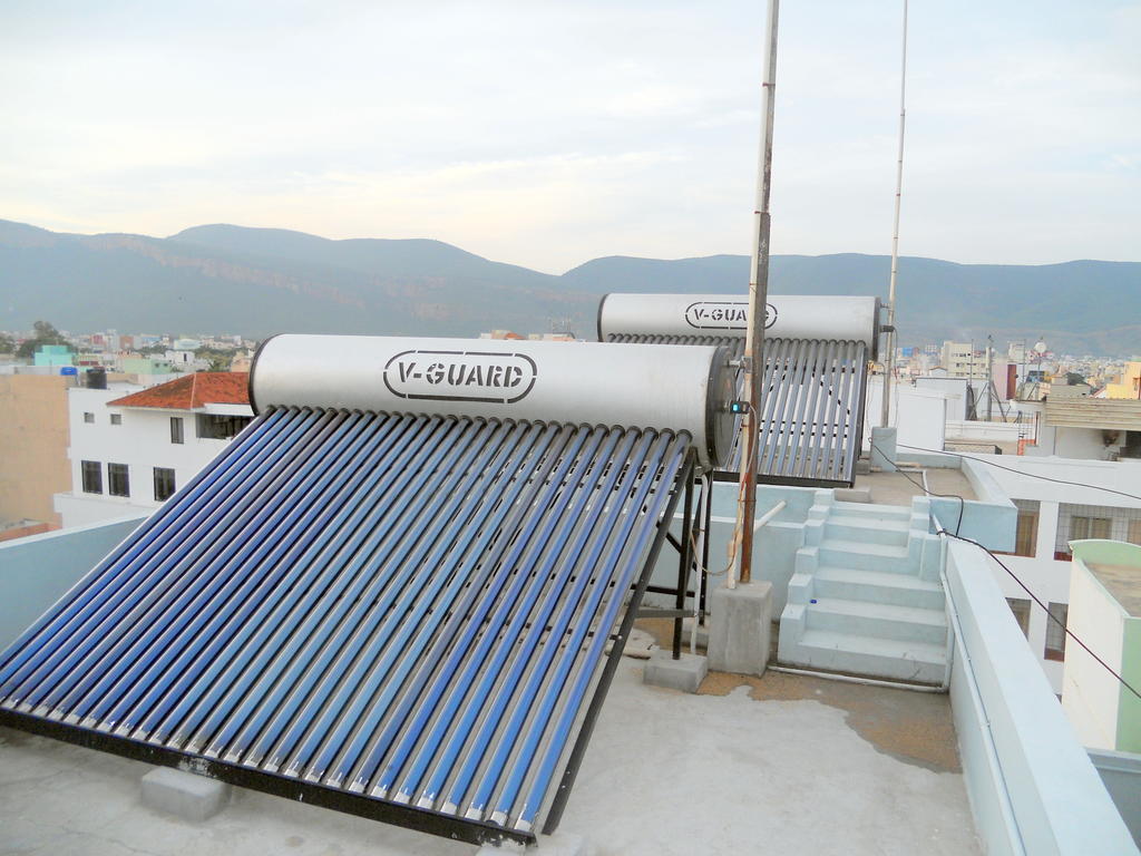 Hotel Sahasra Residency Tirupati Bagian luar foto