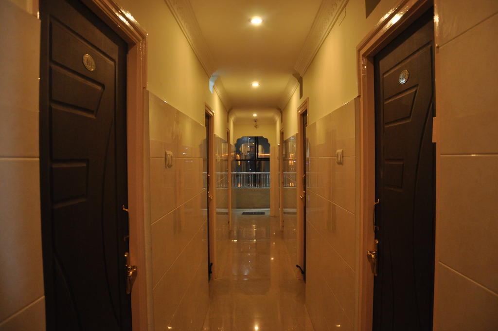 Hotel Sahasra Residency Tirupati Bagian luar foto